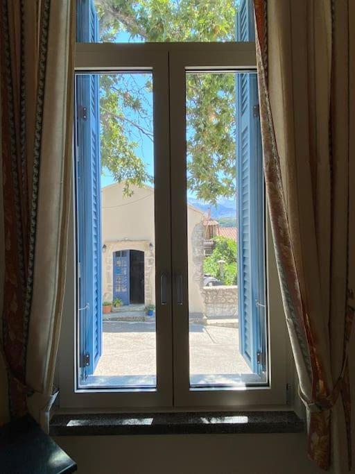 Yioklima - Renovated Neoclassical House With Two Bedrooms Vámos Eksteriør billede